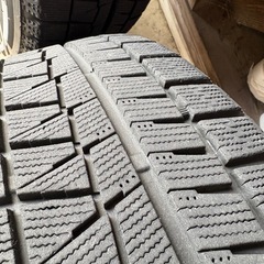 フォルクスワーゲン純正17インチ　215 60 17スタッドレス中古セットの画像