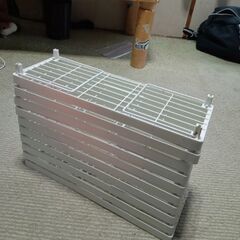 ラック 棚？ フィギュア棚の画像