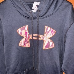 アンダーアーマー　パーカーの画像