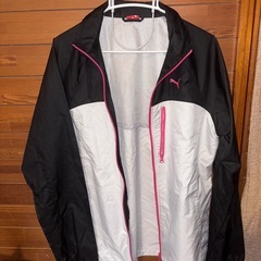 PUMA ジャンパーの画像