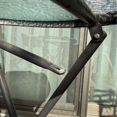 ラタン調折畳みチェア＆ガラステーブルセットの画像