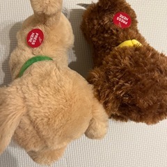 【取り引き中】電池で動いて吠える犬のぬいぐるみ　2個セットの画像