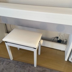 【決まりました】KORG(コルグ) 電子ピアノ LP-380U 88鍵盤/日本製/温かみを感じる木製/純正ヘッドフォンとペダルが付属 ホワイト LP-380-WH Uの画像