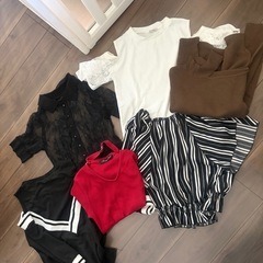 女性物の服15着の画像