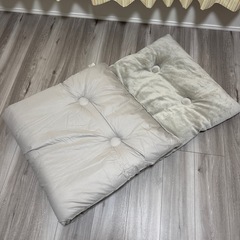 
クッション（値段交渉有）の画像