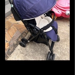 combi AB型両対面ベビーカーの画像