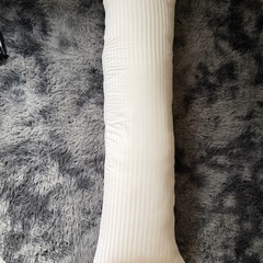 抱き枕、バランスボール未使用に近いの画像