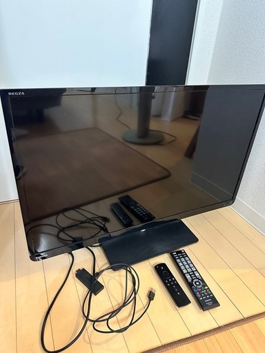 32型テレビ　REGZA
