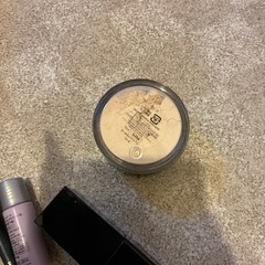 メイク道具　の画像