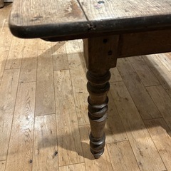 アンティーク　ダイニングテーブルの画像