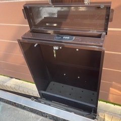 宅配ボックスの画像