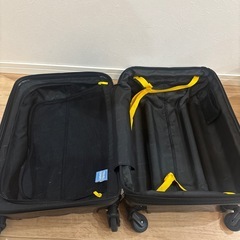 キャリーケースの画像