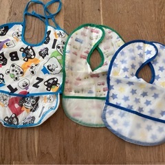 保育園エプロン　の画像