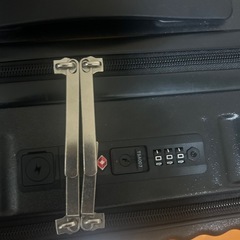 キャリーケースの画像