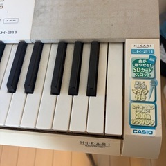 カシオ電子キーボードの画像
