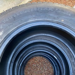 265/65R17スタッドレスタイヤの画像