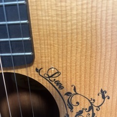 ベイビーテイラー　アコースティックミニギターの画像