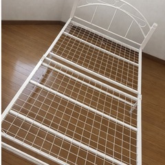 シングルベッドの画像