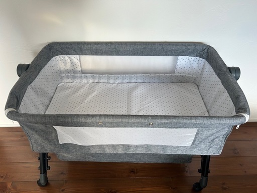 ベビーベッド（ベビークーファン）