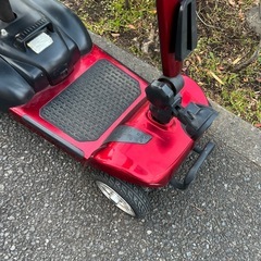 電動シルバーカー 充電器付き AC100V セニアカー 電動カート 電動シニアカー　電動車椅子　赤　動作良好！PORTUS ECO-18 の画像