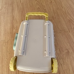 3coins  おもちゃ　キャリーケースの画像