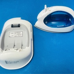 Panasonic コードレススチームアイロン 2012年製 パナソニックの画像