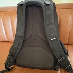incase リュックの画像