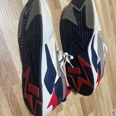 PUMA スニーカー の画像