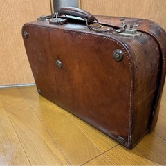 手持ち ケース(キャリーケース)の画像