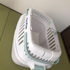 ペット用　キャリーケースの画像