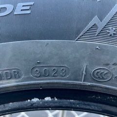 スタッドレスタイヤ4本(タイヤのみ)の画像