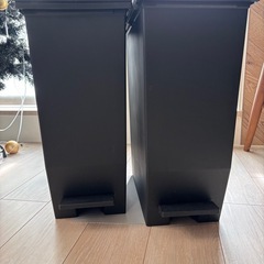 ゴミ箱の画像