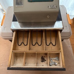 アンティーク レトロ レジスターの画像