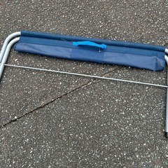 折りたたみ長椅子の画像