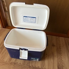 クーラーボックスの画像