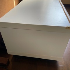 【急募】キャスター付きテレビ台の画像