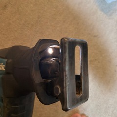 マキタ18vバッテリー式セーバーソーの画像