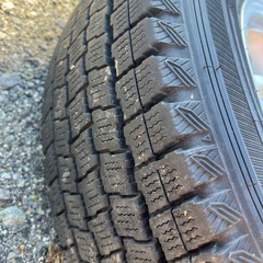 🉐15インチ WEDS KEELER スタッドレス付  4本 美品  ハイエース キャラバンの画像