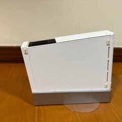Wii 本体　ソフト多数
の画像