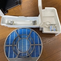 シャープ　加湿空気清浄機の画像