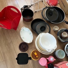 食器や台所グッズの画像