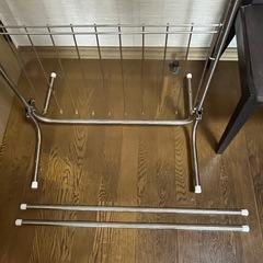アルミ製折りたたみ可能　屋内物干しスタンドの画像