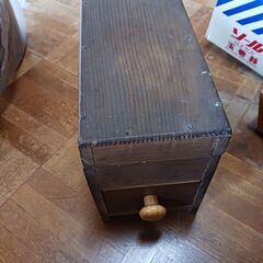 レトロ鰹節削り　2段重　醤油皿の画像