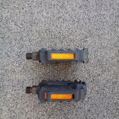 自転車／ペダル／スポーツタイプ／黒の画像