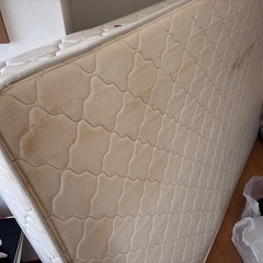 セミダブルベッドの画像