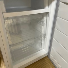 美品　　冷蔵庫の画像