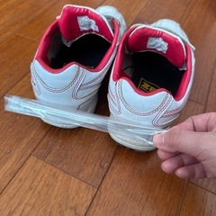 野球　ソフトボール　ゼット　24.5 白　赤　の画像