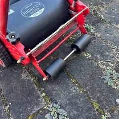 芝刈り機の画像