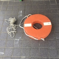 救命浮輪　救命ブイの画像