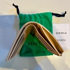 BOTTEGA VENETA ボッテガヴェネタ 定価105,600円　カセット ファスナー付きカードケース ベージュ 二つ折り財布の画像